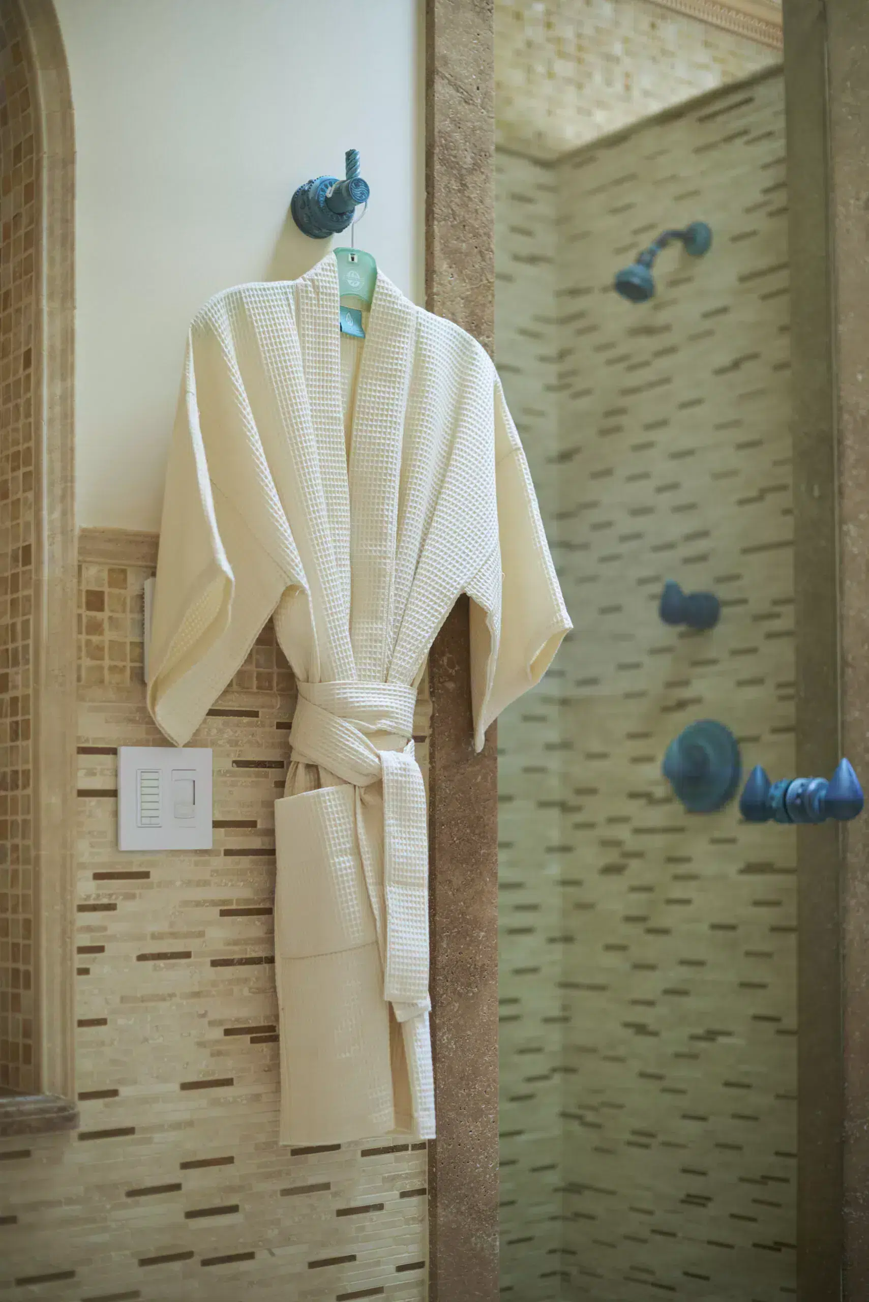 Serenity Royal Shower Door Knob, Serenity Shower Set, Serenity Accessory Hook